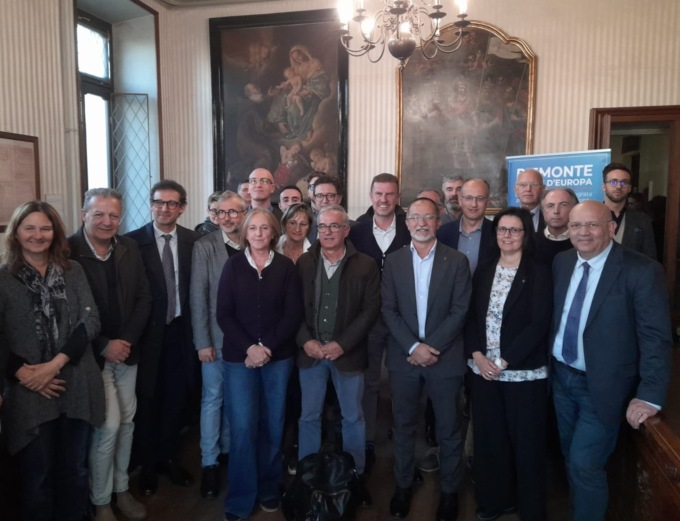 Fondi di sviluppo e coesione, 6 milioni di euro per 19 comuni della pianura torinese