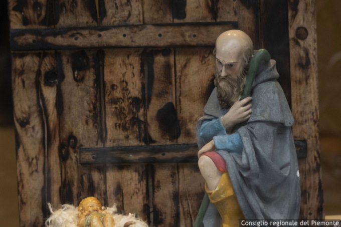 Quaranta presepi dal mondo in mostra all’Urp del Consiglio regionale fino al 15 gennaio