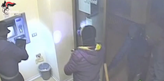 Banda del bancomat: 8 arresti a Torino e Foggia. Il riepilogo di tutti i colpi