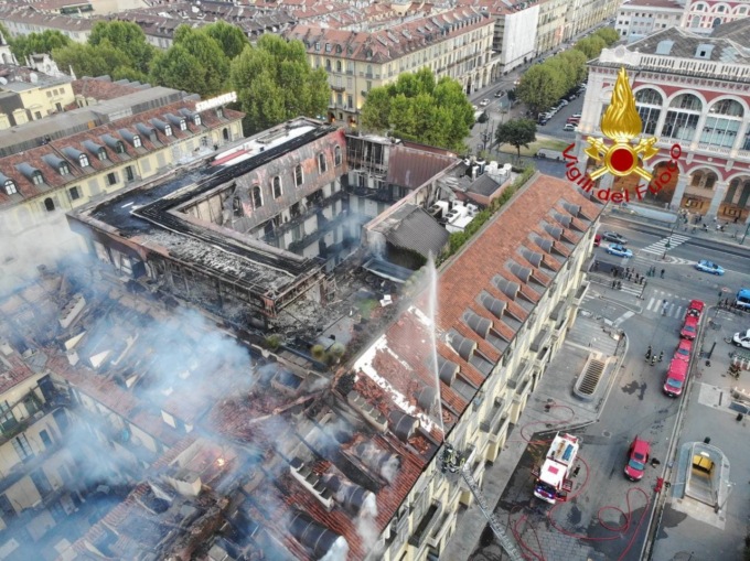 Rogo di piazza Carlo Felice, tre rinvii a giudizio