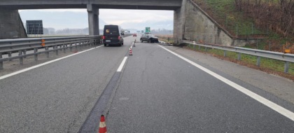 Scontro tra due auto sull’A5 tra San Giorgio e Scarmagno