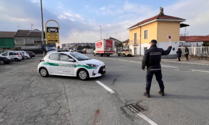 Nichelino: conducente pizzicato senza patente da sei anni, senza assicurazione e con la revisione scaduta