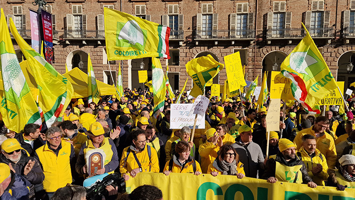 Manifestanti2 OTTIM