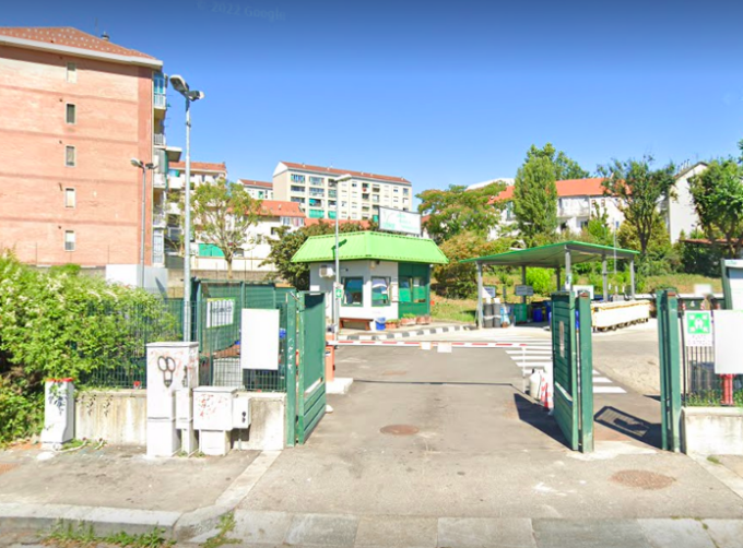 Va all’Ecocentro per rubare materiale metallico, ma viene beccato in flagranza