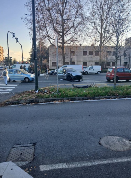 Due incidenti in corso Grosseto in meno di due giorni
