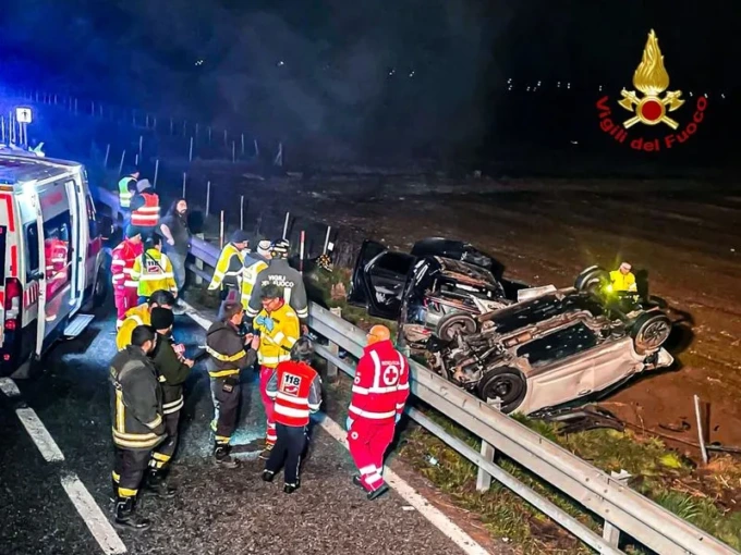 Schianto violento sull’A6 a Villastellone, un morto e un ferito