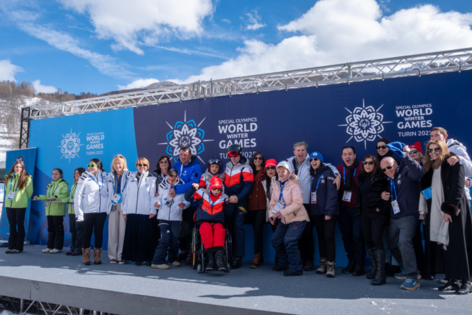 Special Olympics World Winter Games: le prime dimostrazioni catturano l’entusiasmo del pubblico