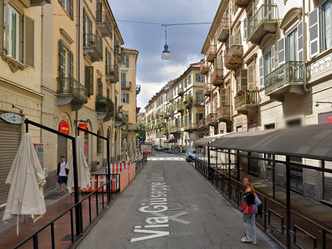 Controlli della polizia a San Salvario e Piazza Bengasi, 9 persone allontanate e 33mila euro di sanzioni