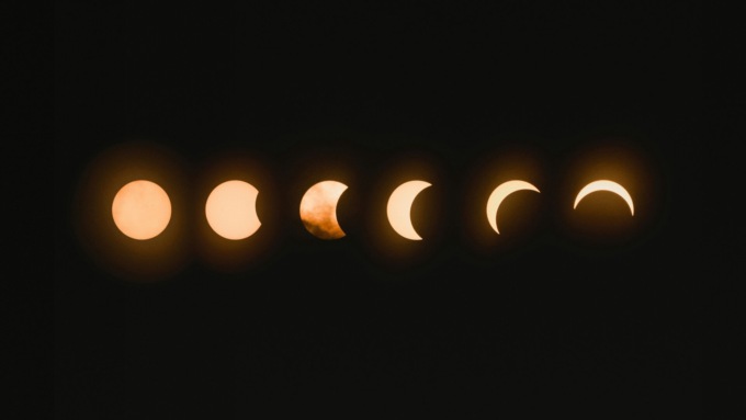 Eclissi solare: ecco come e dove vederla a Torino