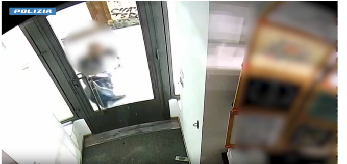 Spaccate a Torino, 3 persone arrestate dalla Polizia di Stato