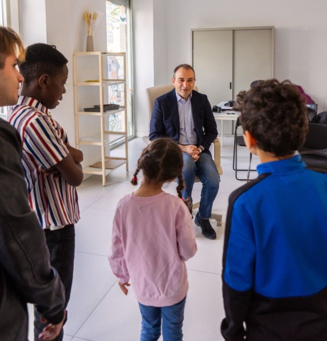Il sindaco Lo Russo incontra i bambini di “Aurora Children Lab”