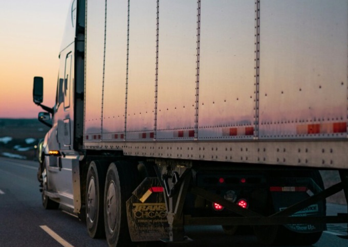 L’Autostrada ferroviaria alpina sospende l’attività: le merci tra Torino e Lione andranno su strada