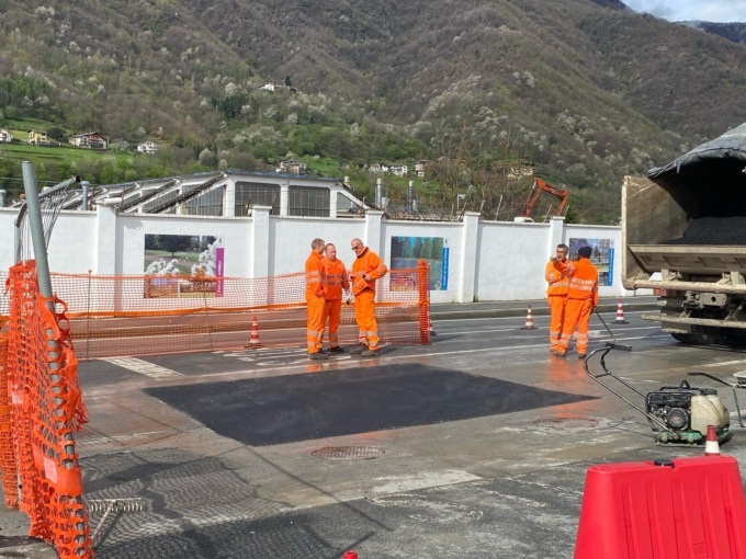 Voragine sulla provinciale 23 del Sestriere a Villar Perosa: manto stradale ripristinato e messo in sicurezza