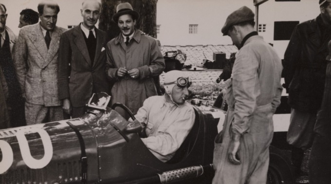 Il Mauto presenta Carlo Felice Trossi. Eroe incompiuto, la mostra dedicata alla poliedrica figura del pilota biellese