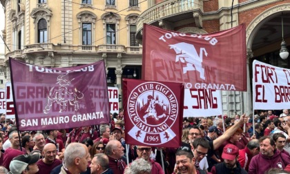 Corteo del 4 maggio: in 20mila per ricordare il Grande Torino tra commozione e rabbia
