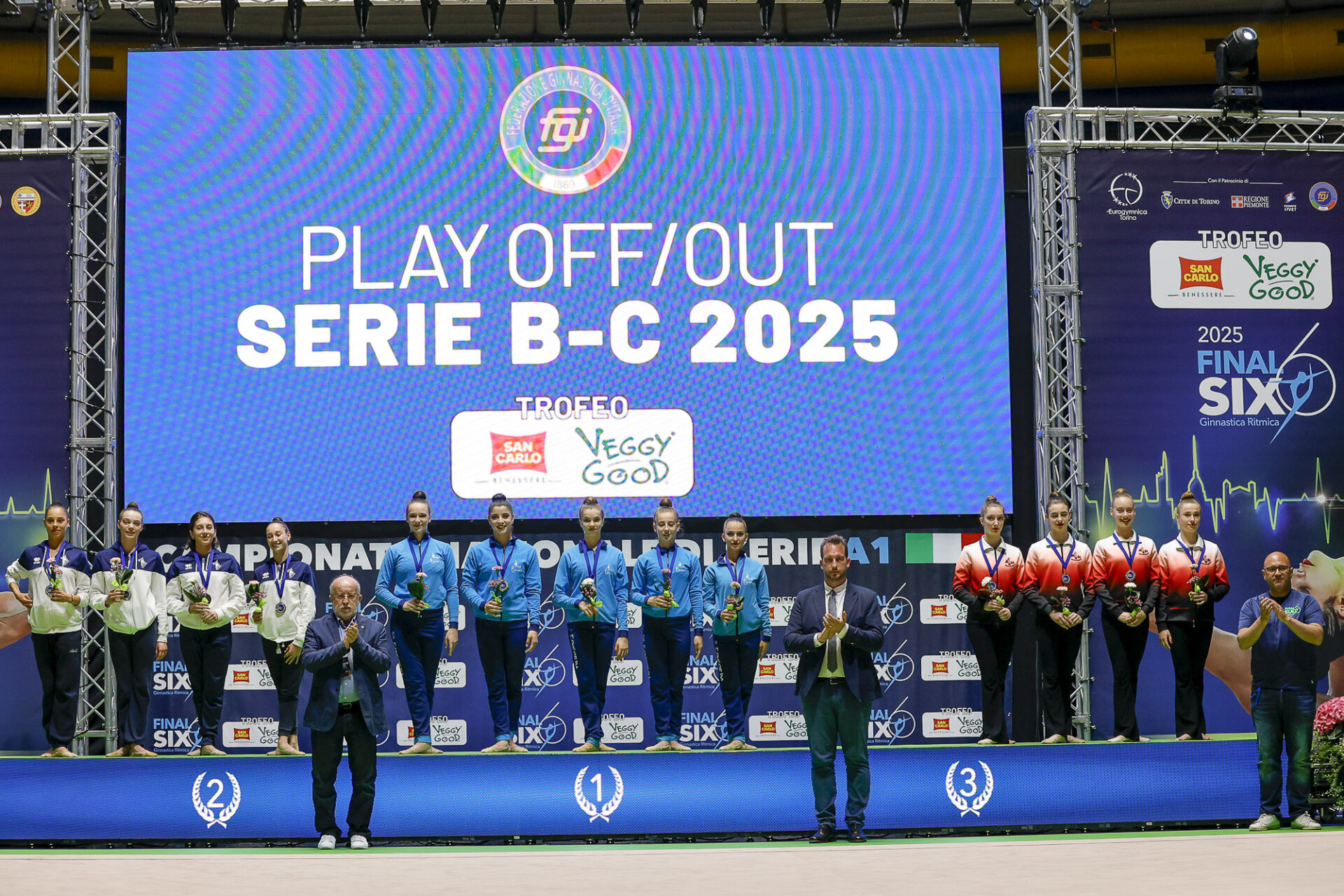 PODIO PLAY OFF OUT BC