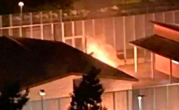 La storia si ripete: disordini e incendi al CPR di Torino come nel 2023