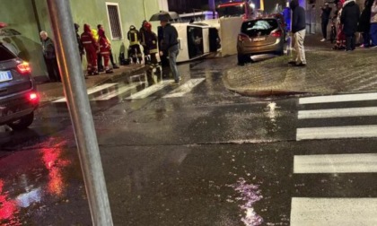 Incidente a Nichelino: camion si ribalta tra via San Francesco e via Filzi