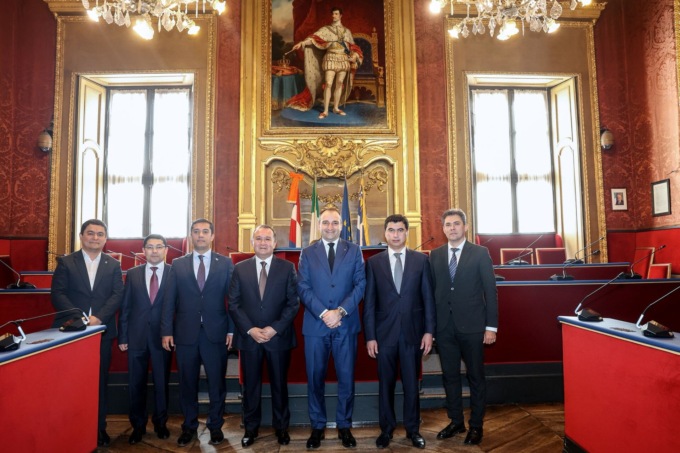 Una delegazione dell’Uzbekistan in visita a Torino per stringere nuove collaborazioni