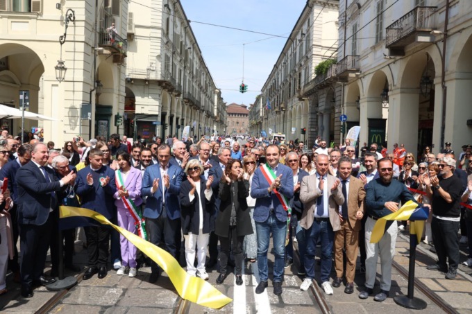 Festa grande per la nuova via Po: Torino celebrata la fine dei lavori