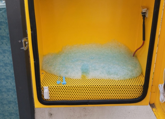 Rubato per la seconda volta il defibrillatore della farmacia Madonna delle Rose: “Gesto vigliacco”