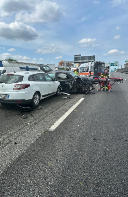 Incidente in tangenziale a Grugliasco: 2 feriti