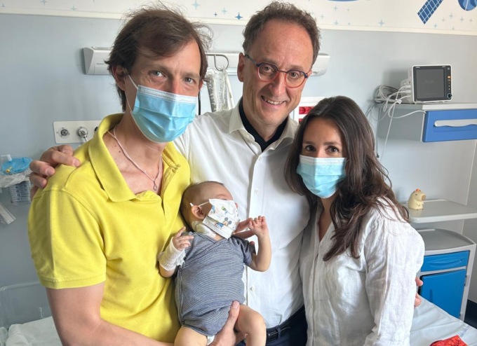 Mamma salva la bimba di 6 mesi donandole una parte di fegato