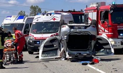Incidente frontale alle porte di Rondissone, due feriti