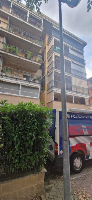 Fuga di gas a Collegno: incendio in un condominio, due feriti