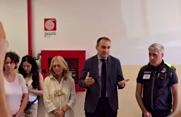 Il sindaco Stefano Lo Russo in visita agli sfollati di via Nizza: “Una tragedia che ha profondamente segnato la nostra comunità”