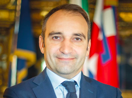 Classifica di gradimento dei sindaci: Stefano Lo Russo precipita al 72° posto
