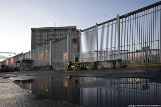 Torino, grave aggressione durante perquisizione in carcere