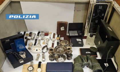 Furti in abitazioni, la polizia individua i ladri e restituisce i beni rubati alle vittime