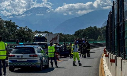 Susa: auto contromano in autostrada, un morto