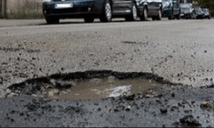 Torino Nord, strade tra buche e cantieri: proteste dei residenti