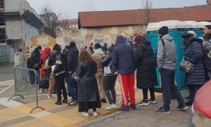 Lunghe code all’Ufficio Immigrazione di Torino: condannati Questura e Ministero