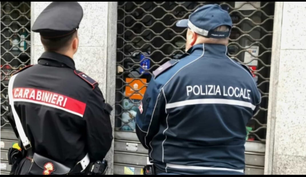 Controlli serali a Nichelino: sanzioni per il mancato rispetto dell’ordinanza vendita alcol e scoppio non autorizzato di petardi