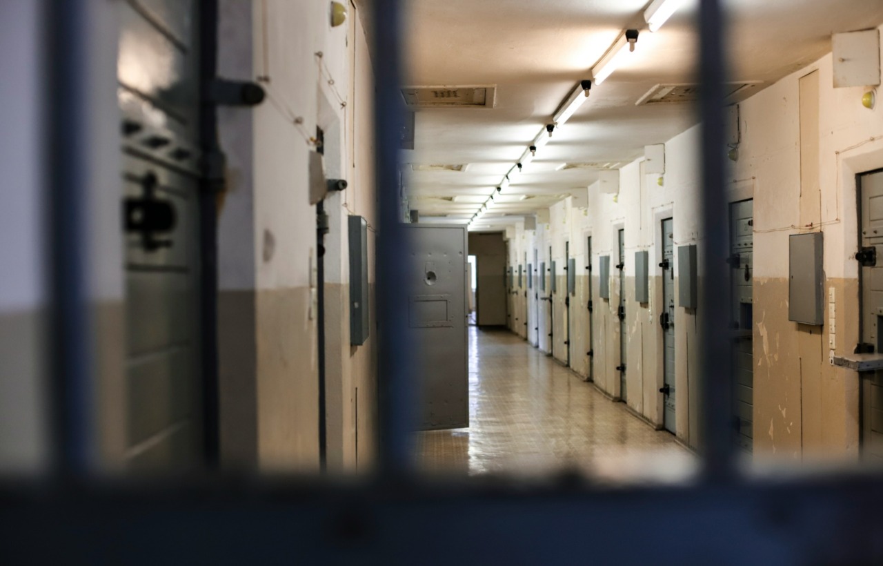 Violenza sessuale e prostituzione minorile: la polizia di Stato esegue una misura cautelare in carcere