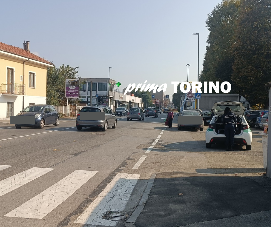40enne investita da un’auto in via XXV Aprile a Nichelino