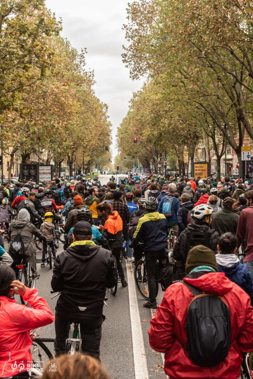 Tutti orgogliosamente in sella: per le vie della città torna il Bike Pride