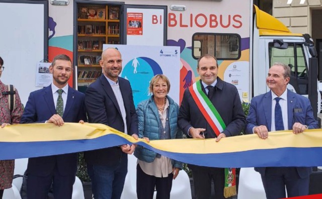 Portici di Carta 2025: Torino celebra la cultura tra i suoi portici