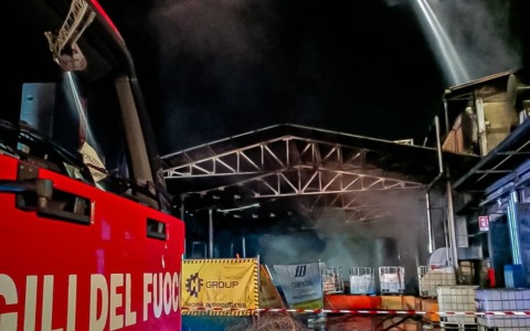 Carmagnola, incendio all’interno dello stabilimento Teksid Aluminium