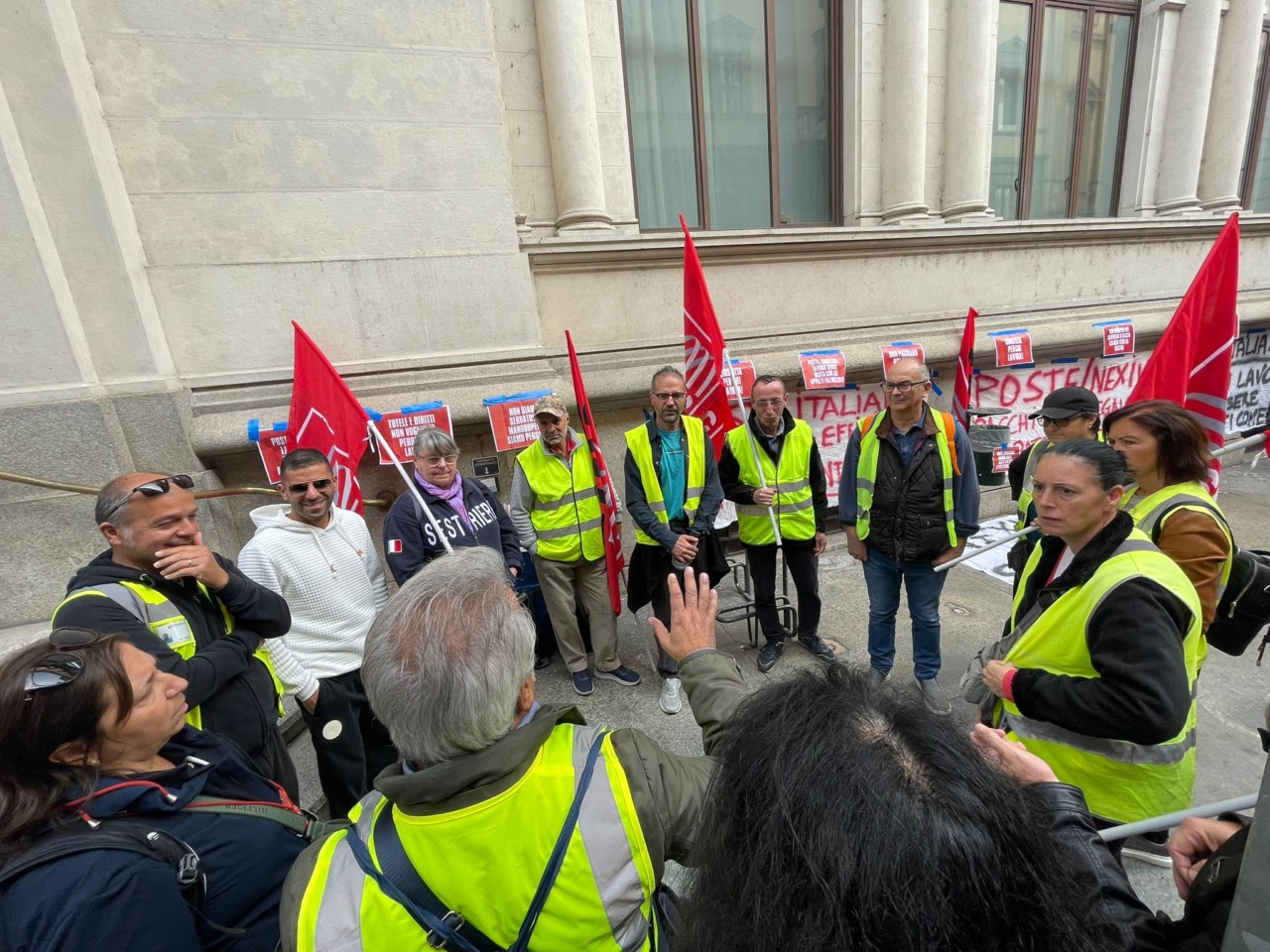Postalcoop, appalti Nexive, Cgil e Slc: “Imprenditore sotto inchiesta, lavoratori in mezzo a una strada”