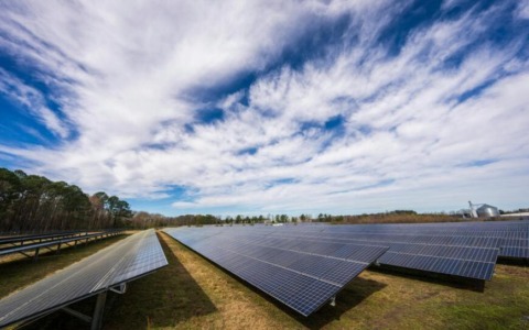 Tutela delle aree agricole dai pannelli fotovoltaici – Approvati un Odg e una mozione per la salvaguardia dei terreni