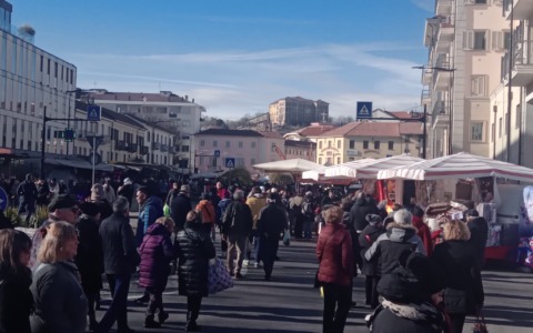 A Rivoli l’edizione 660 della Fiera di Santa Caterina, due giorni di mercato in città