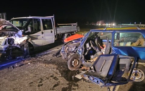 Nichelino-Vinovo: violento scontro tra due veicoli, un ferito