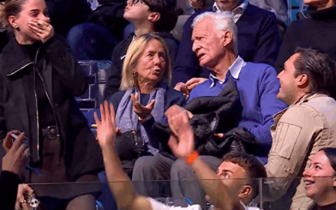 Proposta di matrimonio con il tifo dell’Inalpi Arena, alle Atp Finals di Torino succede anche questo