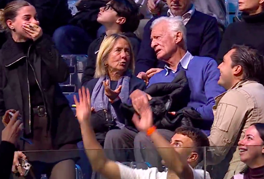 Proposta di matrimonio con il tifo dell’Inalpi Arena, alle Atp Finals di Torino succede anche questo