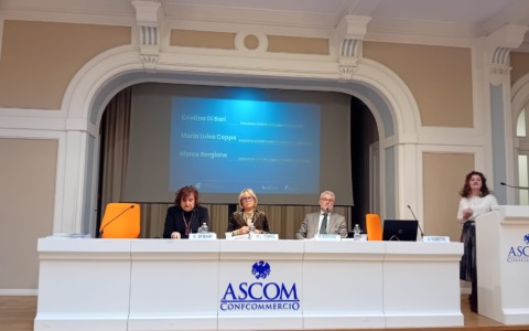 “Torino, città di prossimità”: il modello Upskill Piemonte per innovare i negozi di vicinato e salvare la città dalla desertificazione commerciale