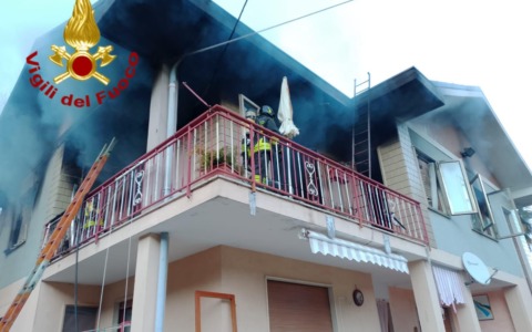 Incendio in un alloggio a Lanzo Torinese